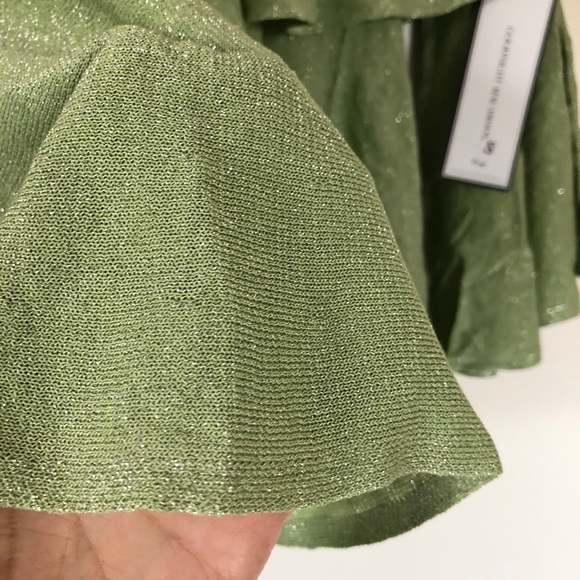 NWT Goodnight Macaroon off shoulder tiered top S - Picture 9 of 12